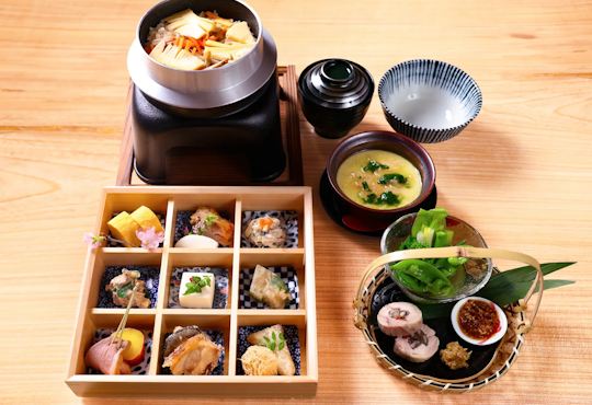 九折御膳［土鍋炊き込みご飯］（ランチ限定）